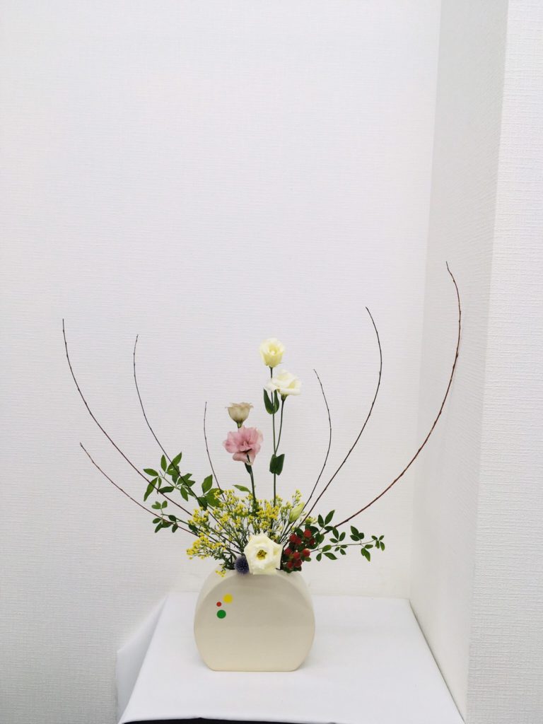 １０月　神戸店の生け花　～その１～