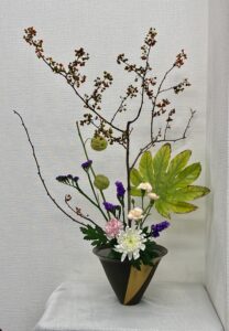 １１月　神戸店の生け花～その１～